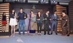Chitrangada Singh, Soha Ali Khan, Vijender Singh launch India Realty Yearbook & Real Leaders at The premier Indian Realty Awards 2013 in New Delhi on 8th Oct 2013 (9).JPG